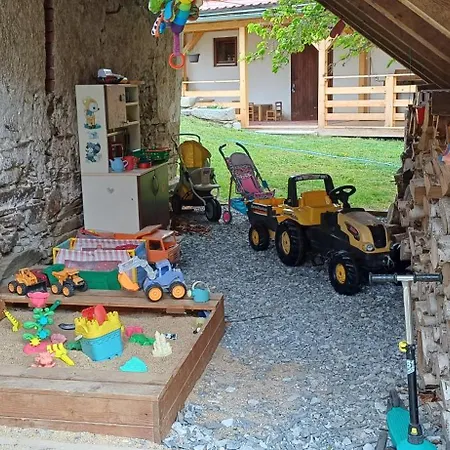 Pod Tresni Σπίτι διακοπών