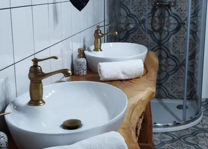 Pod Tresni Holiday home Desov